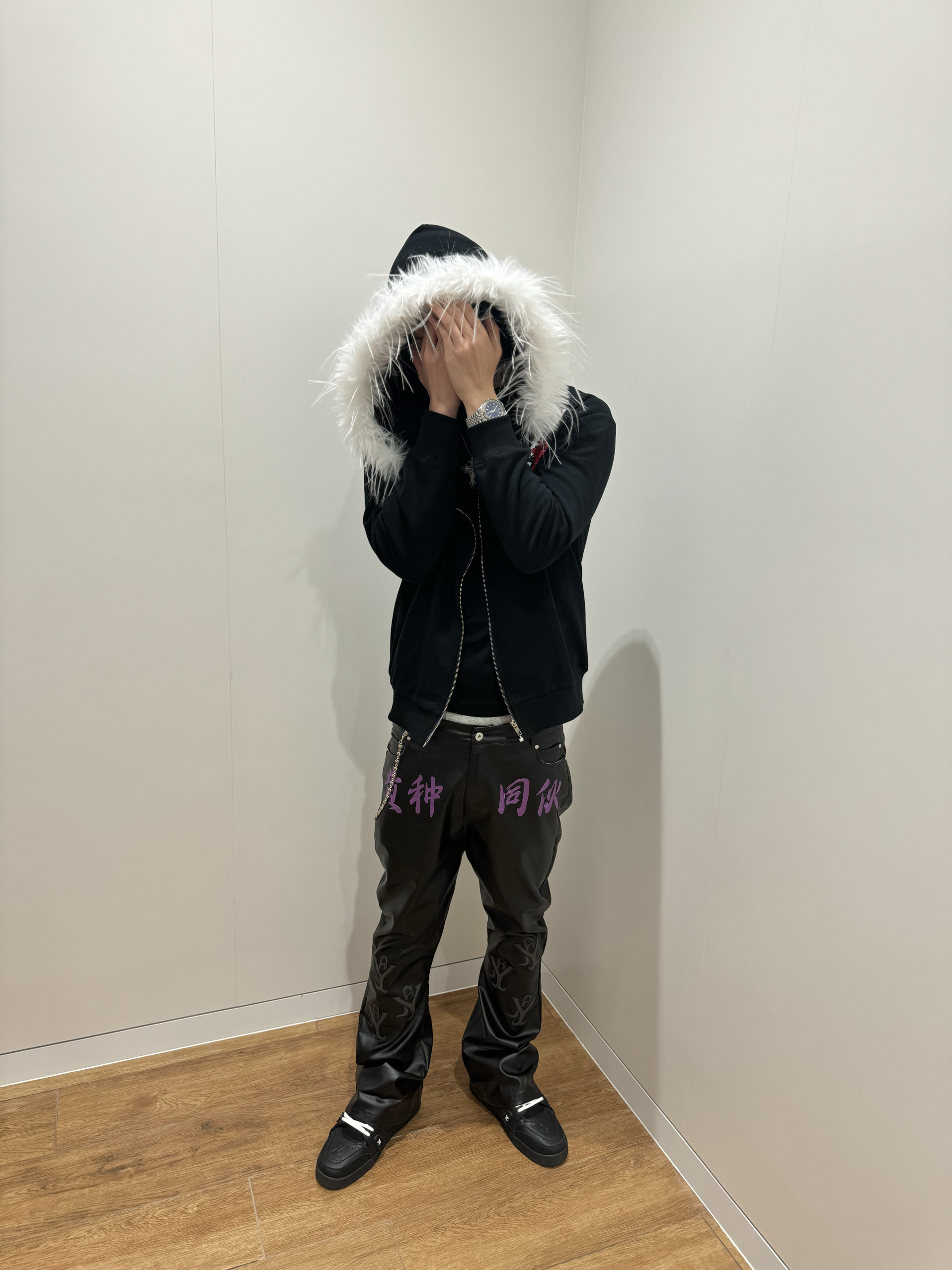 Yellow Fellow黄种同伙ugd美式贴皮logo kkluv同款重工微喇皮裤适合什么样的场合?-皮裤-淘宝百科网
