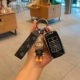 B Модель черное серебряное края+черная старая цветочная веревка+гоночный парень