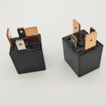Car relay 70 A pure copper 2 big feet 2 small feet universal type can replace the original car relay 12v4 feet