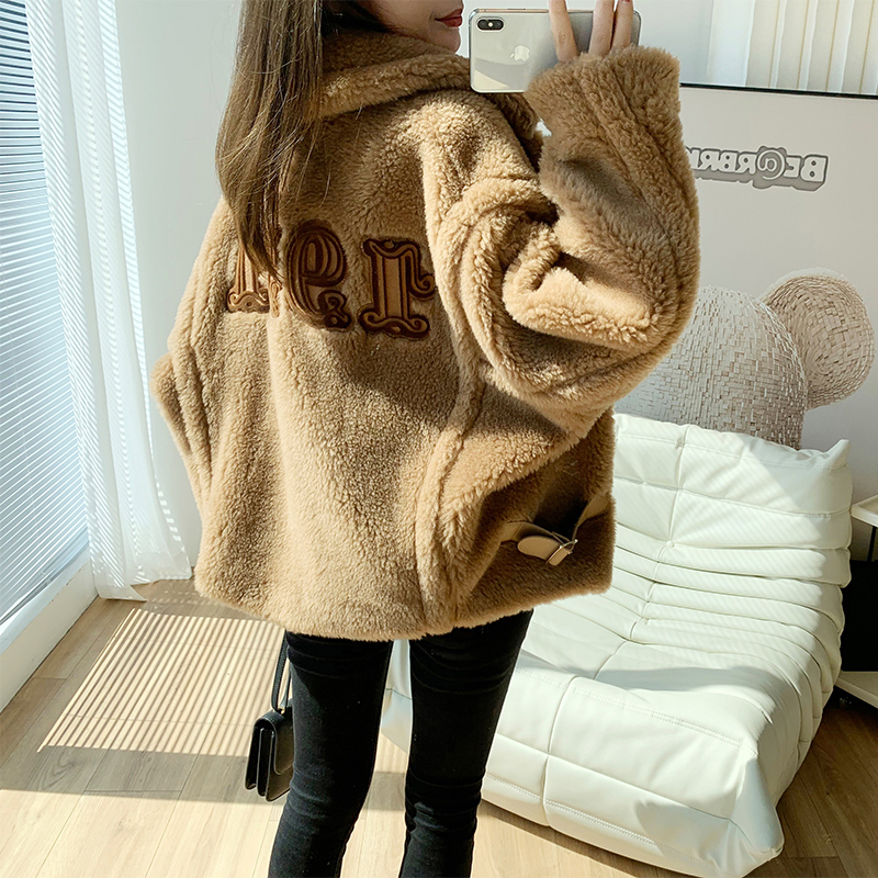 2026 Winter New m Brand 1951 Commemorative Edition Teddy Bear Coat Women's Short Jacket Alpaca Fur Coat 2026 Winter New m Brand 1951 Commemorative Edition Teddy Bear Coat Women's Short Jacket Alpaca Fur Coat