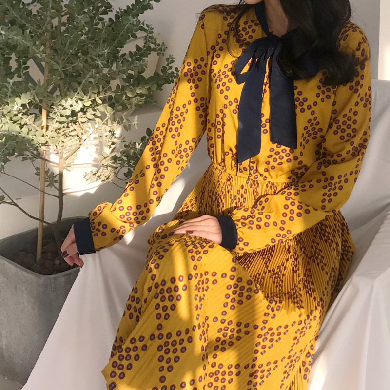 2018春装新款韩国chic复古百搭甜美显肤色蝴蝶结宽松内搭连衣裙女