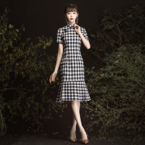 Glue Bangrobe 2022 new spring and summer improved dress young girl fishtail student Chinese wind etching bone