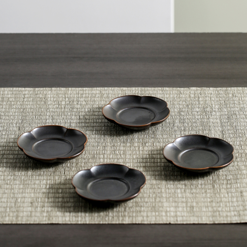 The Self - "appropriate physical pattern porcelain teacup coaster cup mat kung fu tea cups of tea tea accessories sample tea cup
