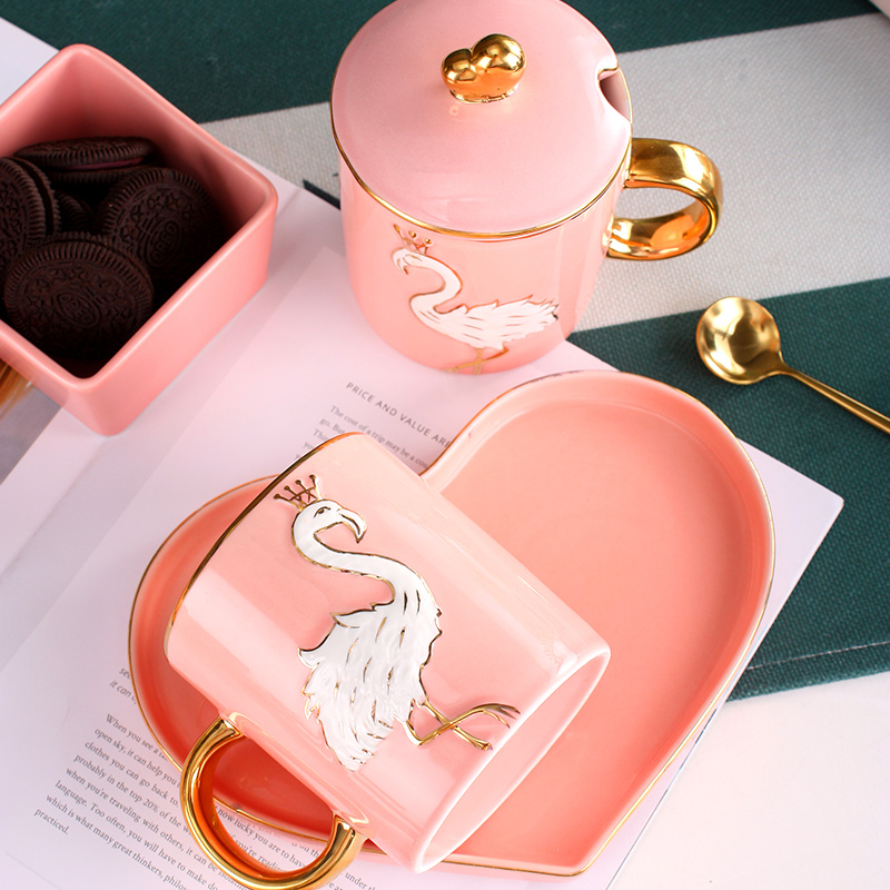 European ideas a pair of lovers ceramic cup of water glass with cover household move milk coffee cup gift box