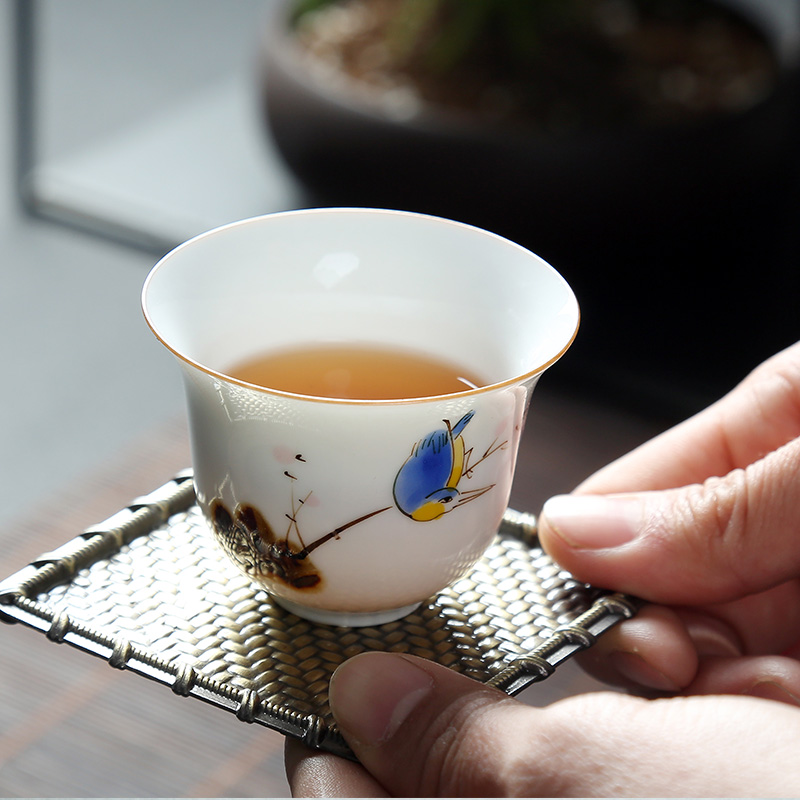 Treasure minister 's hand - made porcelain tea cups creative masters cup kung fu tea cups household contracted single CPU cups