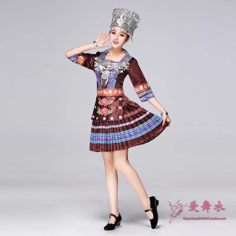 The Dong ethnic clothing female Guizhou's new Dong ethnic adult minority performed to serve Miao dance costumes heckles and pleasuts