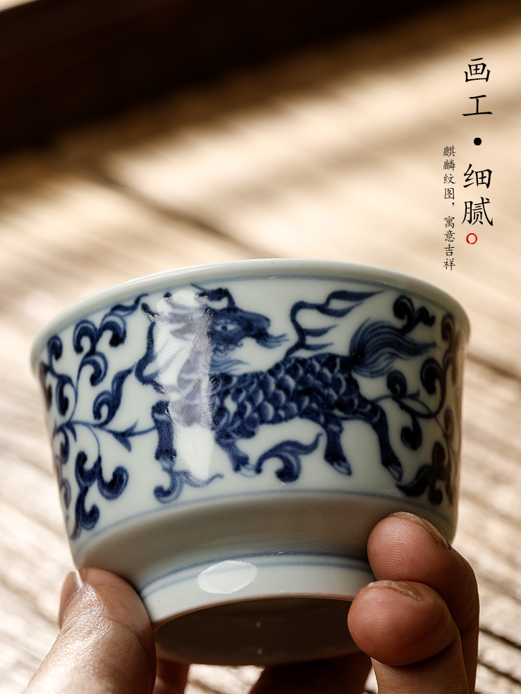 Jingdezhen porcelain pure manual master cup single CPU kung fu tea male blue glaze hand - made ceramic yuan kirin sample tea cup