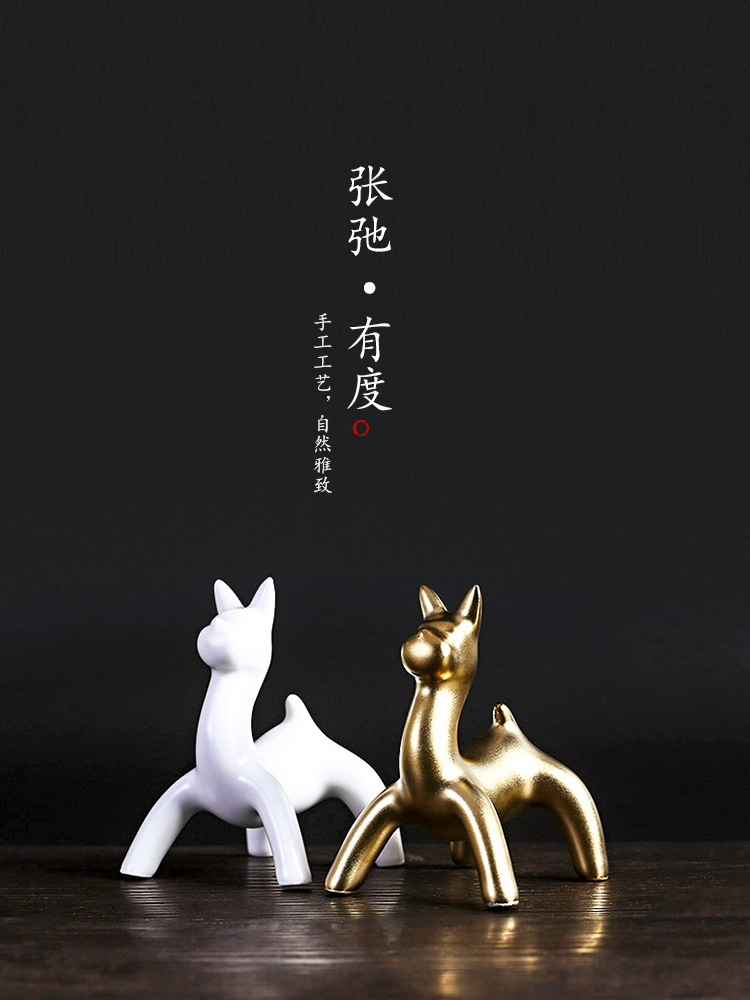 Furnishing articles pet boutique tea can keep jingdezhen ceramic creative puppy worm lucky move and tea table decoration accessories