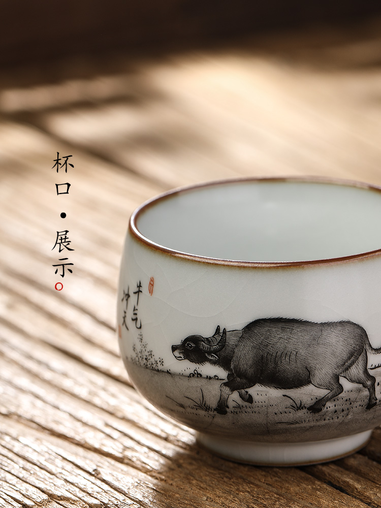 Hand your up jingdezhen tea master cup single cup pure manual zodiac cattle kung fu tea sample tea cup