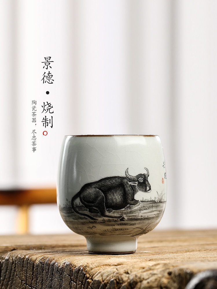 Hand your up jingdezhen tea master cup single cup pure manual zodiac cattle kung fu tea sample tea cup