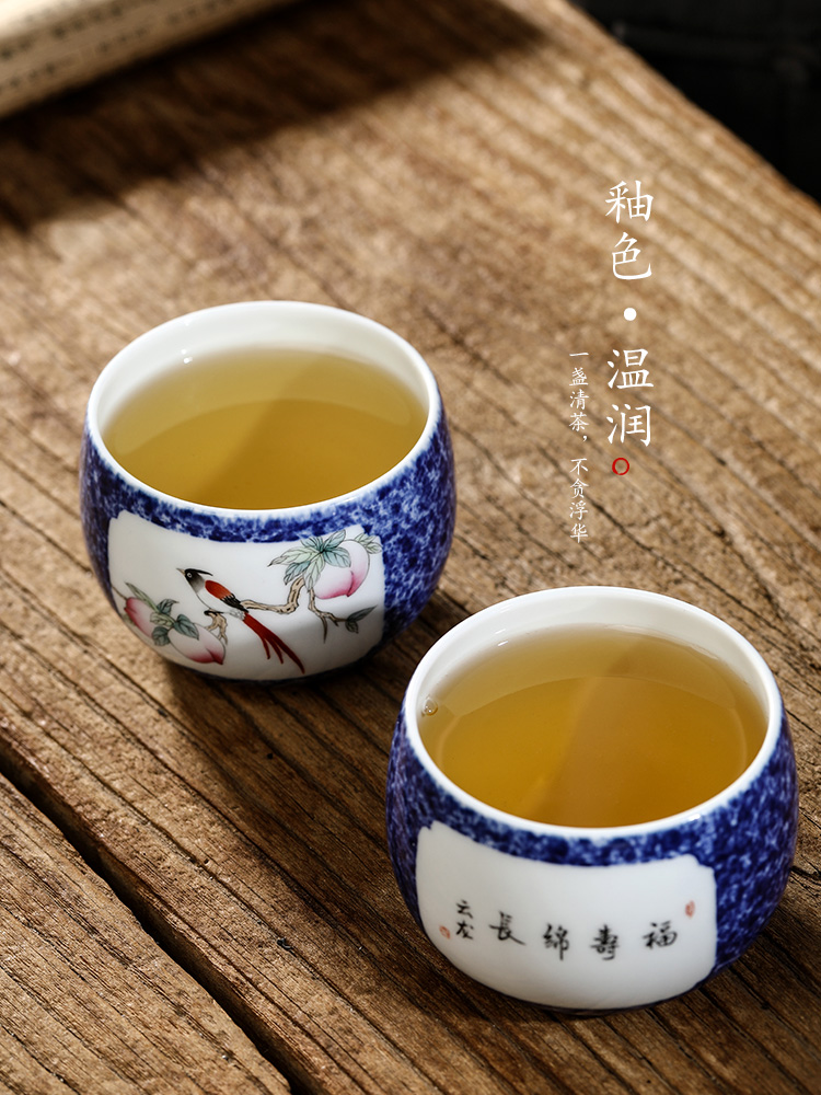 Hand draw flowers and birds masters cup single cup men 's jingdezhen kung fu tea cups sample tea cup only pure manual blue glaze tea set