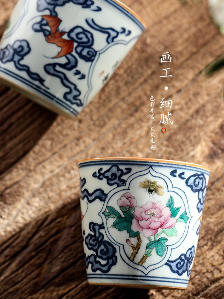 Jingdezhen blue and white ceramic kung fu master cup single cup pure manual teacups hand - made flowers that open a window sample tea cup only