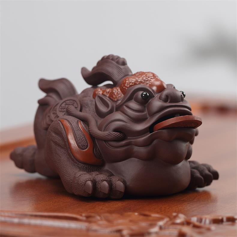 Yu is much luck, yixing purple sand tea pet furnishing articles play spittor tea tea tea accessories can raise creative tea sets