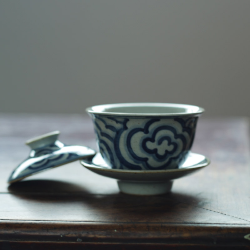 Submerged wood jingdezhen blue and white Chinese manual coarse pottery tureen hand - made ceramic tea set tea bowl only three tureen restoring ancient ways