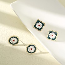 Palace style art sense Japanese and Korean daisy petals geometric earrings sweet and lovely retro temperament earrings ear clip female