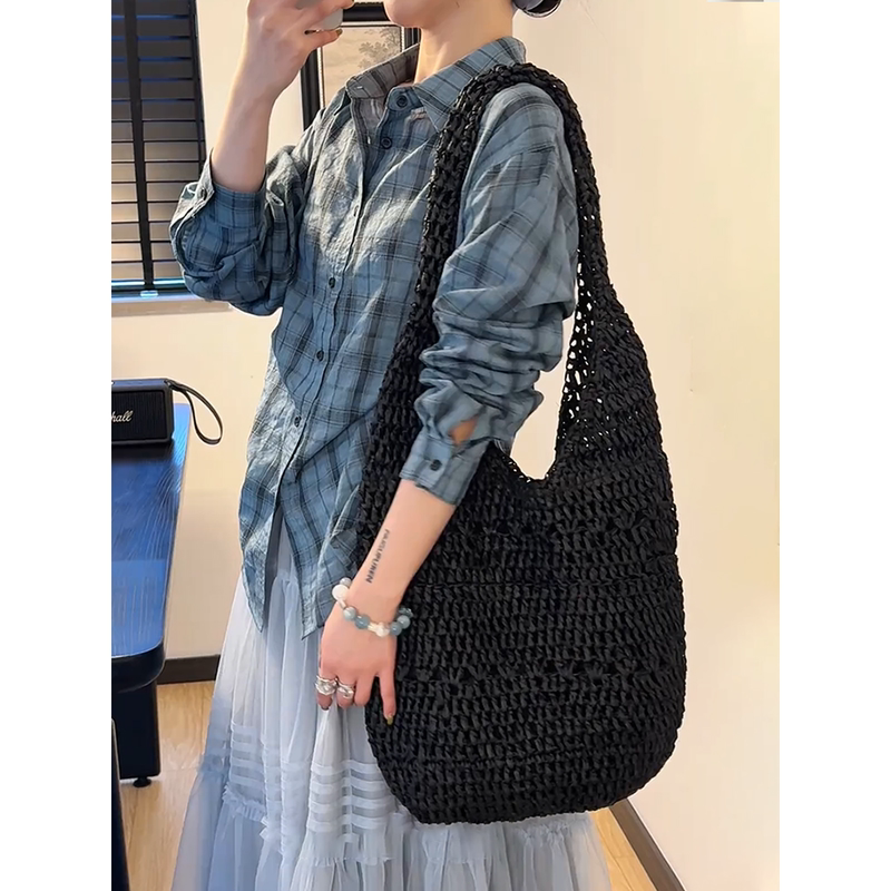 Light Luxury and Western Style Cut Out Woven Bag 2025 New Summer High-End Large-Capacity Tote Bag Casual Straw Bag Light Luxury and Western Style Cut Out Woven Bag 2025 New Summer High-End Large-Capacity Tote Bag Casual Straw Bag