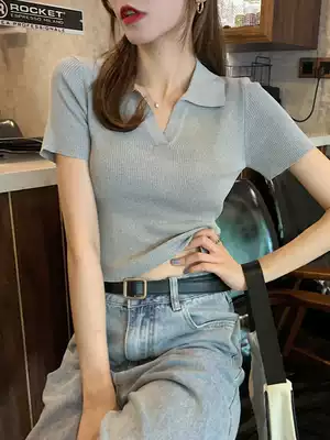 Tide brand 2021 summer New V collar polo shirt slim high waist short sleeve t-shirt women design sense niche short top