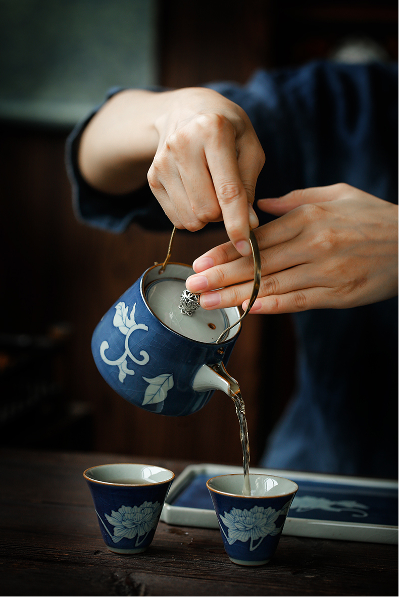 ShangYan archaize ceramic girder pot small kung fu tea pot of blue and white porcelain hand - made teapot single pot teapot