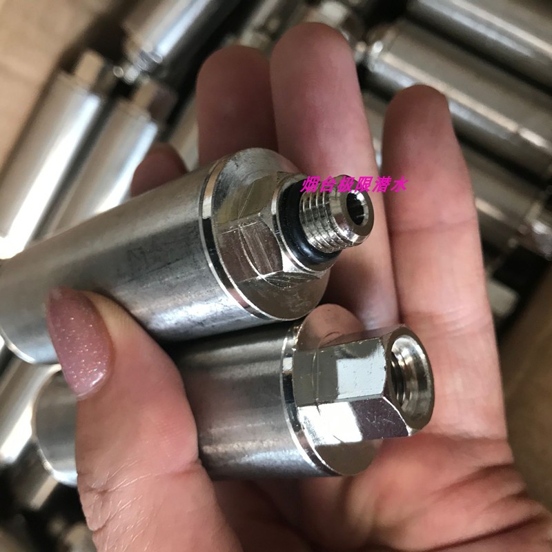 Activated carbon filter cartridge Secondary suction ice breaker to remove the rubber smell of the diving tube to purify the gas of the diving bottle