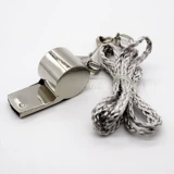 Свистка танец, свистка танца маленькая уха в прямом эфире