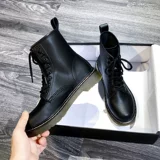 Martens, демисезонные нескользящие короткие сапоги в английском стиле, из натуральной кожи, 2020, по фигуре