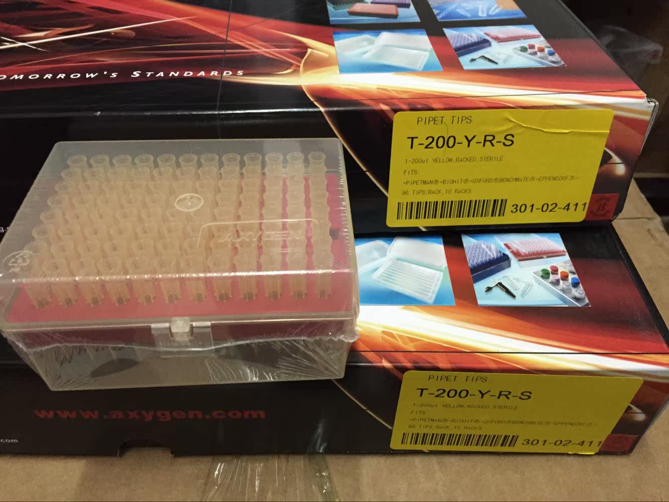 200ul box suction head AXYGEN T-200-Y-R-S