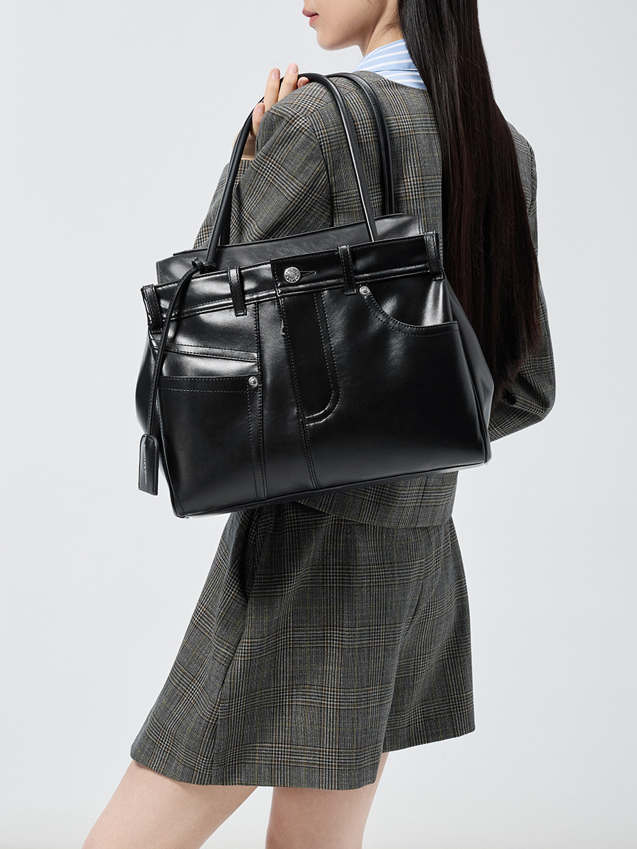 Charles&Keith25 Winter New Model Ck2-30671795 Deconstructed Design Large-Capacity Tote Bag