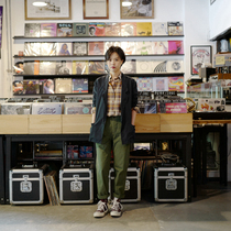 Petite game-woody plaid shirt