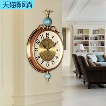 Light luxury creative metal decorative wall clock European living room clock American fashion household personality clock Atmospheric hanging watch
