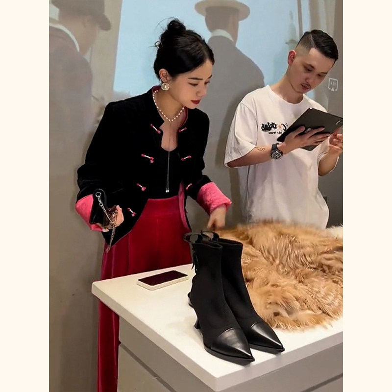 Fall and Winter 2022 new women's Han Feng Chic design sensation of new Chinese disc button black thickening coat autumn