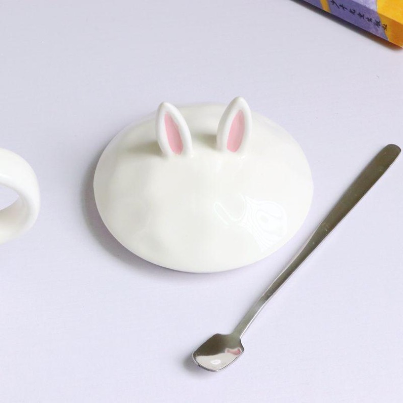 Young girl heart cup rabbit ear mark ceramic cup with cover spoon students lovely super cup oats cup of milk breakfast