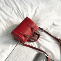 HANGUER & CK Classic Boston Pillow Bag 2021 New Red Wedding Bride Portable Womens Bag