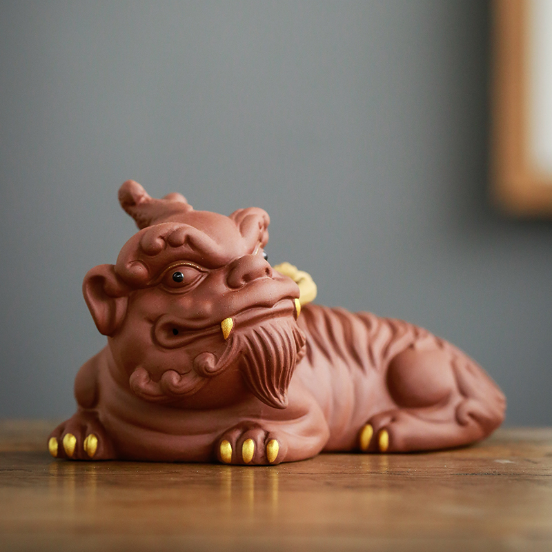 Purple sand tea pet ornaments can be raised town lucky Pixiu tea play tea accessories Tea table decorations Home furnishings