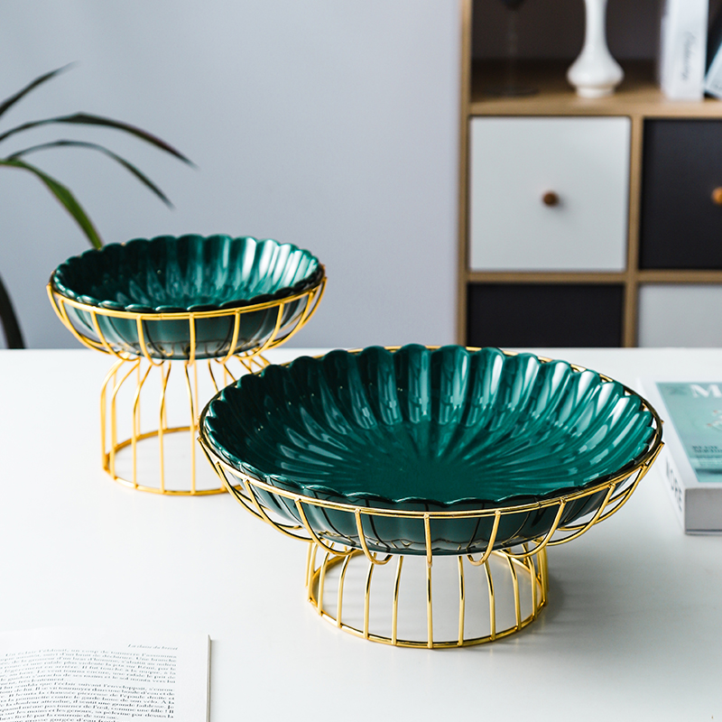 Fruit plate ornaments light luxury wind household living room tea table snack plate creative dried fruit plate high-end creative fruit plate ceramic