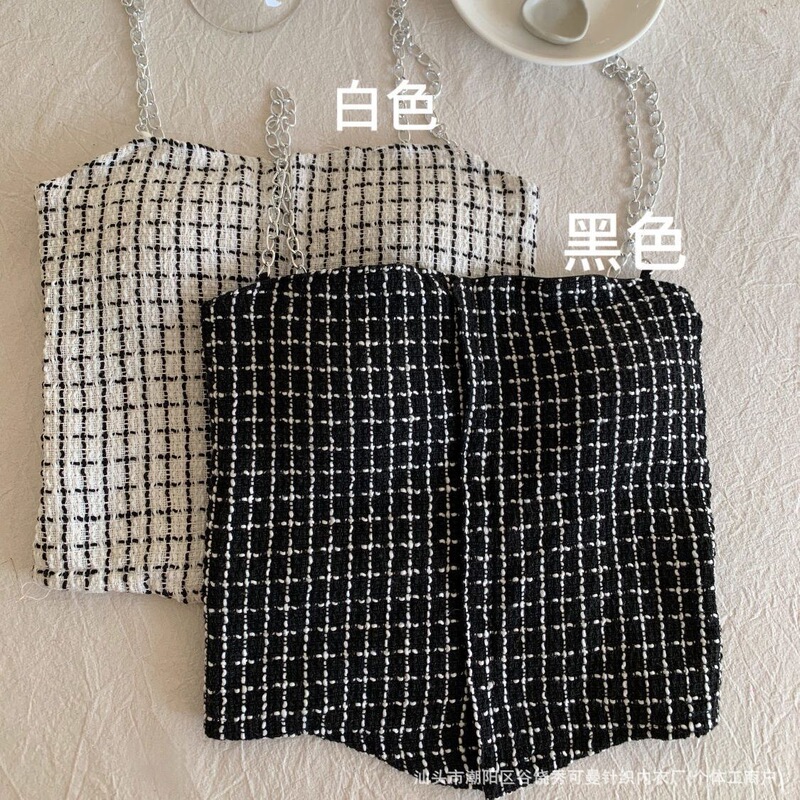 Trendy Chain Camisole with Built-In Bra, Stylish Back Design, Slim Fit, Versatile Houndstooth Top for Layering or Wearing Alone