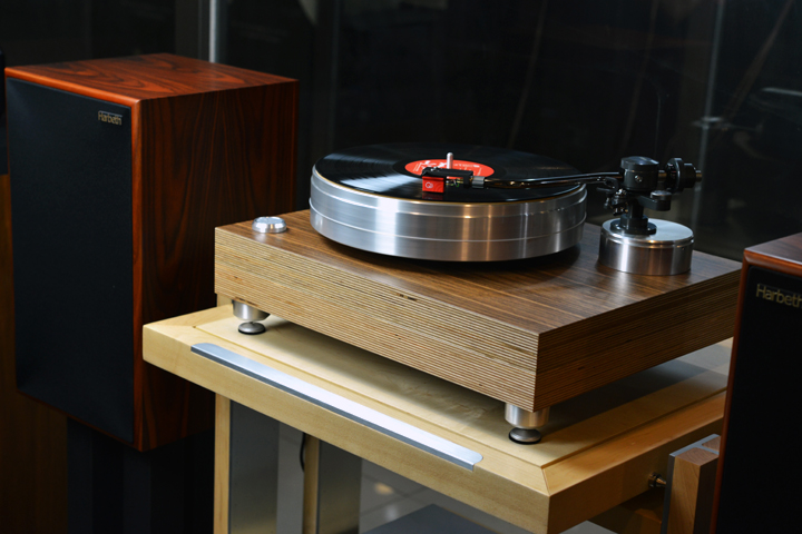 Máy ghi âm Đức Acoustic Solid Shi Li Black Solid Wood MPX bàn xoay lưới 	giá máy nghe nhạc đĩa than	