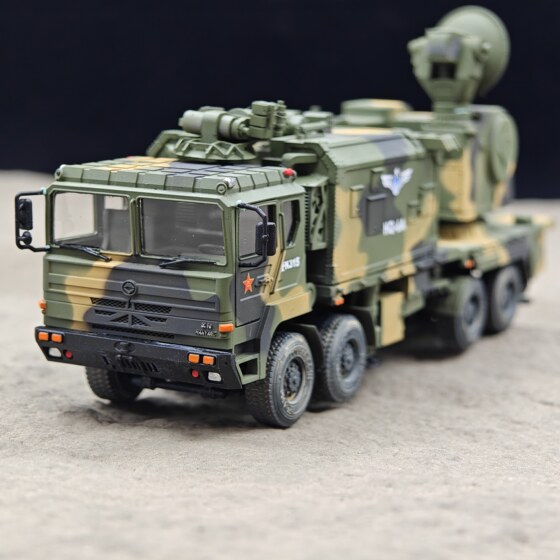 China Land Shield 2000 Anti-Aircraft Gun Interception Vehicle 1/72 Scale Finished Model