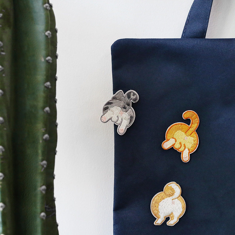 Butt twist embroidery stickers dog Corgi Shiba Inu hand account clothing mobile phone shell decoration patch stickers ipad repair subsidy