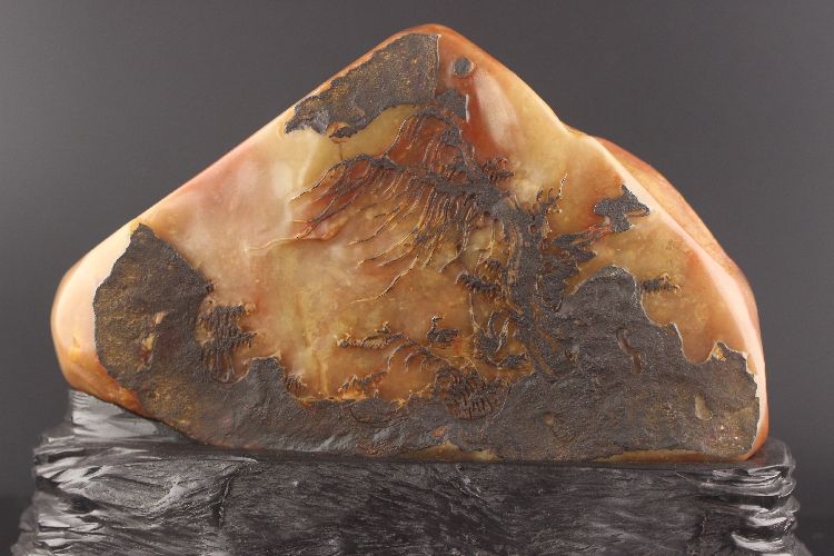 Lao Crow Pitian Yellow Stone Sculpture 