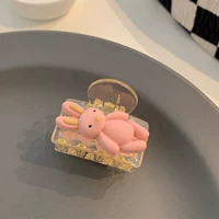 Розовый кролик