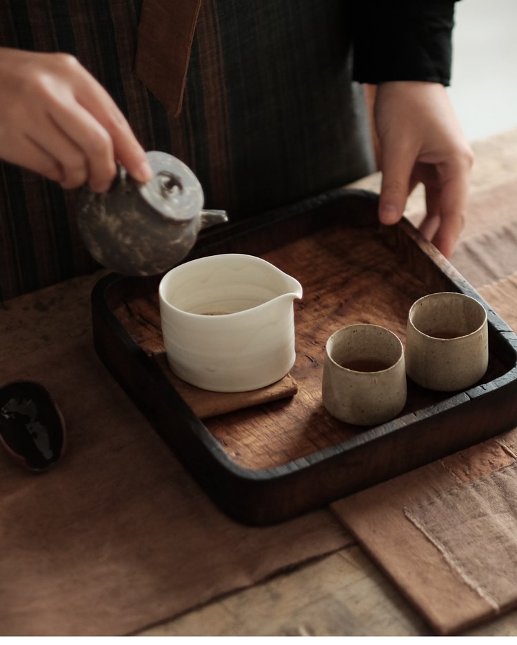Artisans to their boxes of old plant tea tray tray wood weathering the whole wood all hand carved the orphan works, what the spot