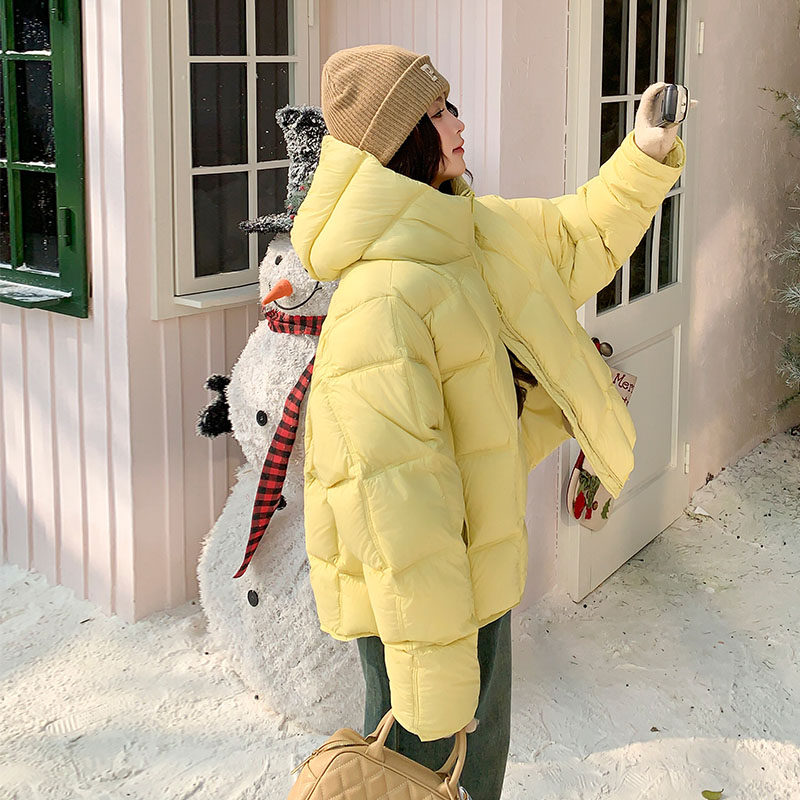 韩版2025冬季新款短款平湖羽绒服女士连帽宽松面包服大码90鸭绒，选它是否真抗寒？