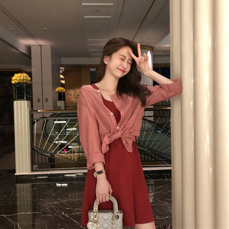 European station 2022 summer two-piece temperament goddess Fan French niche skirt seaside holiday super fairy dress