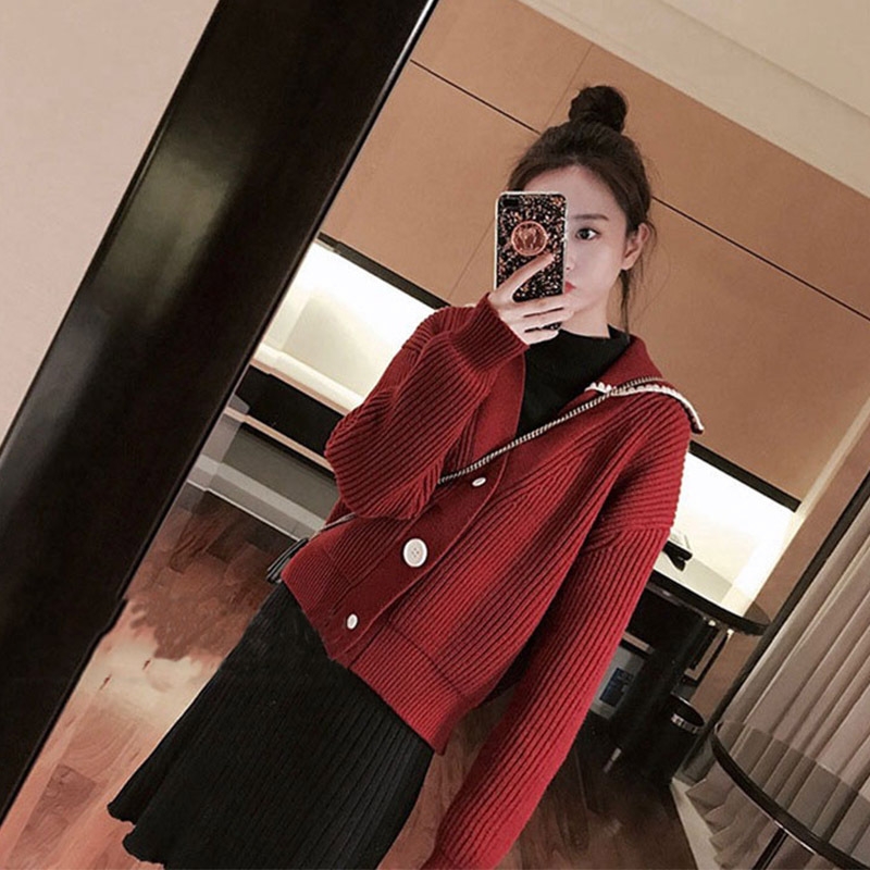European station 2022 autumn new knitted dress suit net red lazy wind sweater cardigan with two-piece suit