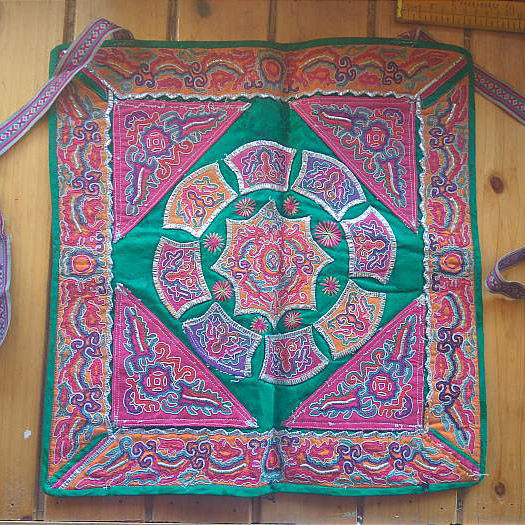 Hand embroidered Miao embroidery old embroidery Miao ethnic old embroidered piece old embroidery strip lock embroidered with baby bag lid