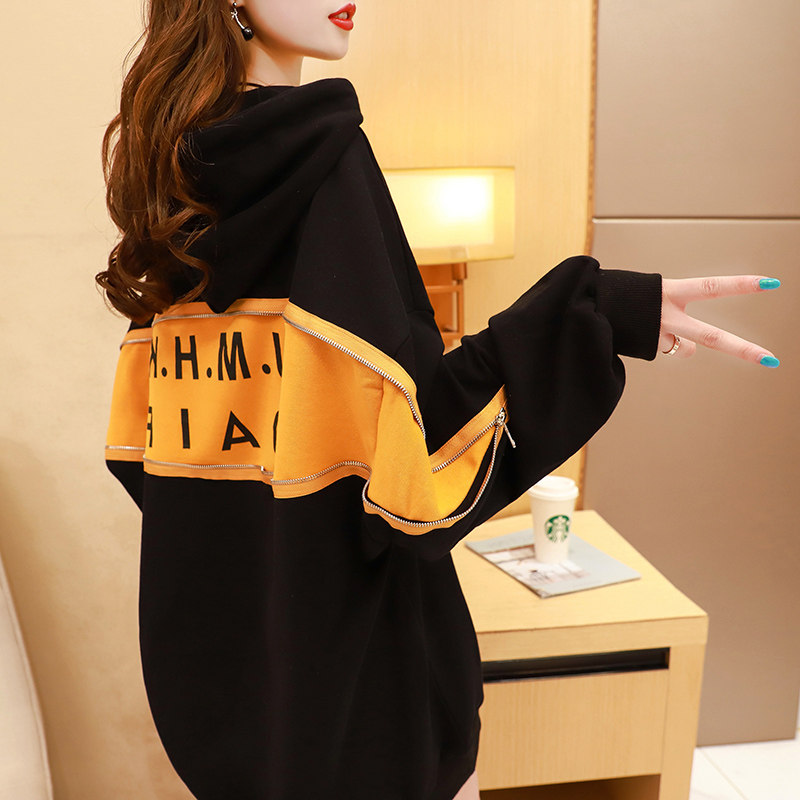 Pregnant women's spring clothing online red spicy mother's long sleeve thick cotton T women's hat month subsuit with long version of pregnancy and late breast-feeding blouses