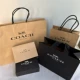 Вы можете купить Coach Original Gift Bag Box @可 可 可 Вам нужно проконсультироваться с обслуживанием клиентов