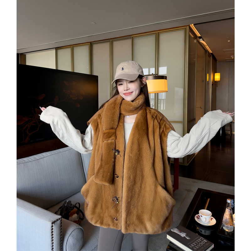 Yinr Ying'Er New Style Young Imported Velvet Full Mink Fur Vest Sleeveless Mink Fur Jacket for Women Yinr Ying'Er New Style Young Imported Velvet Full Mink Fur Vest Sleeveless Mink Fur Jacket for Women