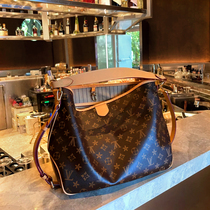 French Fashion Classic Big Card Pet Backpack 2022 New Tide Genuine Leather Flowers Soft Leather Trend 100 Hitch Dog Bag