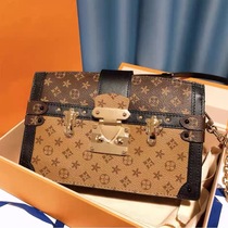 French Fashion Classic Big Brands Tide Catch Dogs Bag 2022 New Tide Genuine Leather 100 Hitch Fashion Pet Backpack